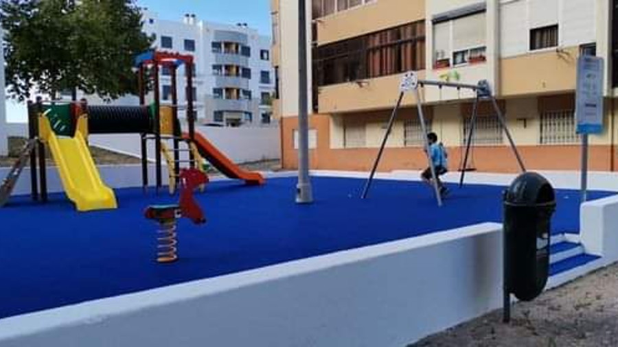 Requalificação do parque infantil no Alto dos Bonecos