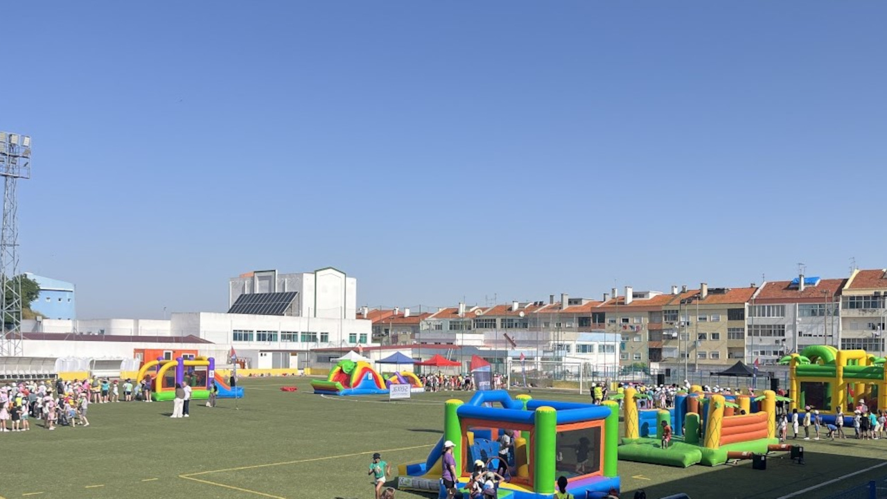 Dia Mundial da Criança no Complexo Desportivo do AC Arrentela